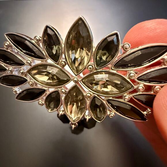 Vintage Black Taupe Crystal Swarovski Brooch Rhodium Plated - Picture 7 of 7